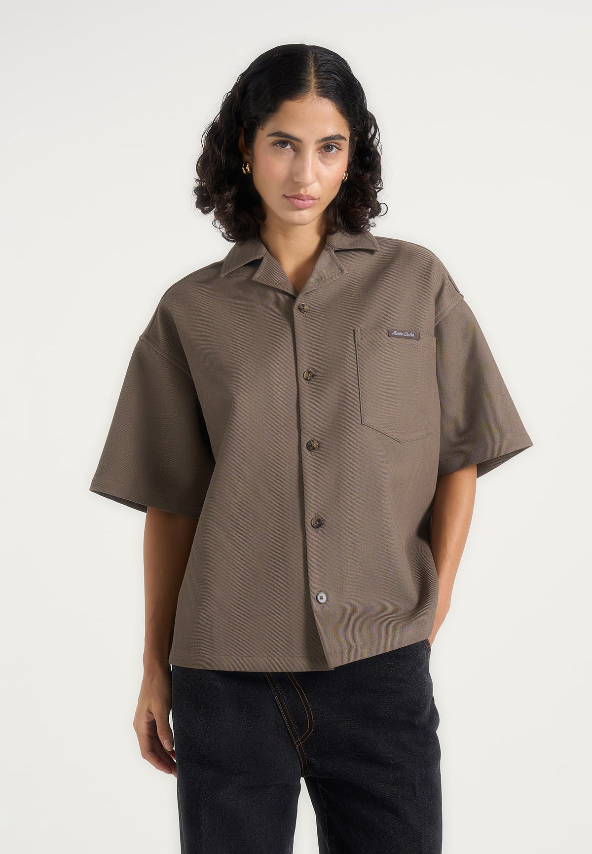 brook-unisex-signature-twill-boxy-shirt-olive
