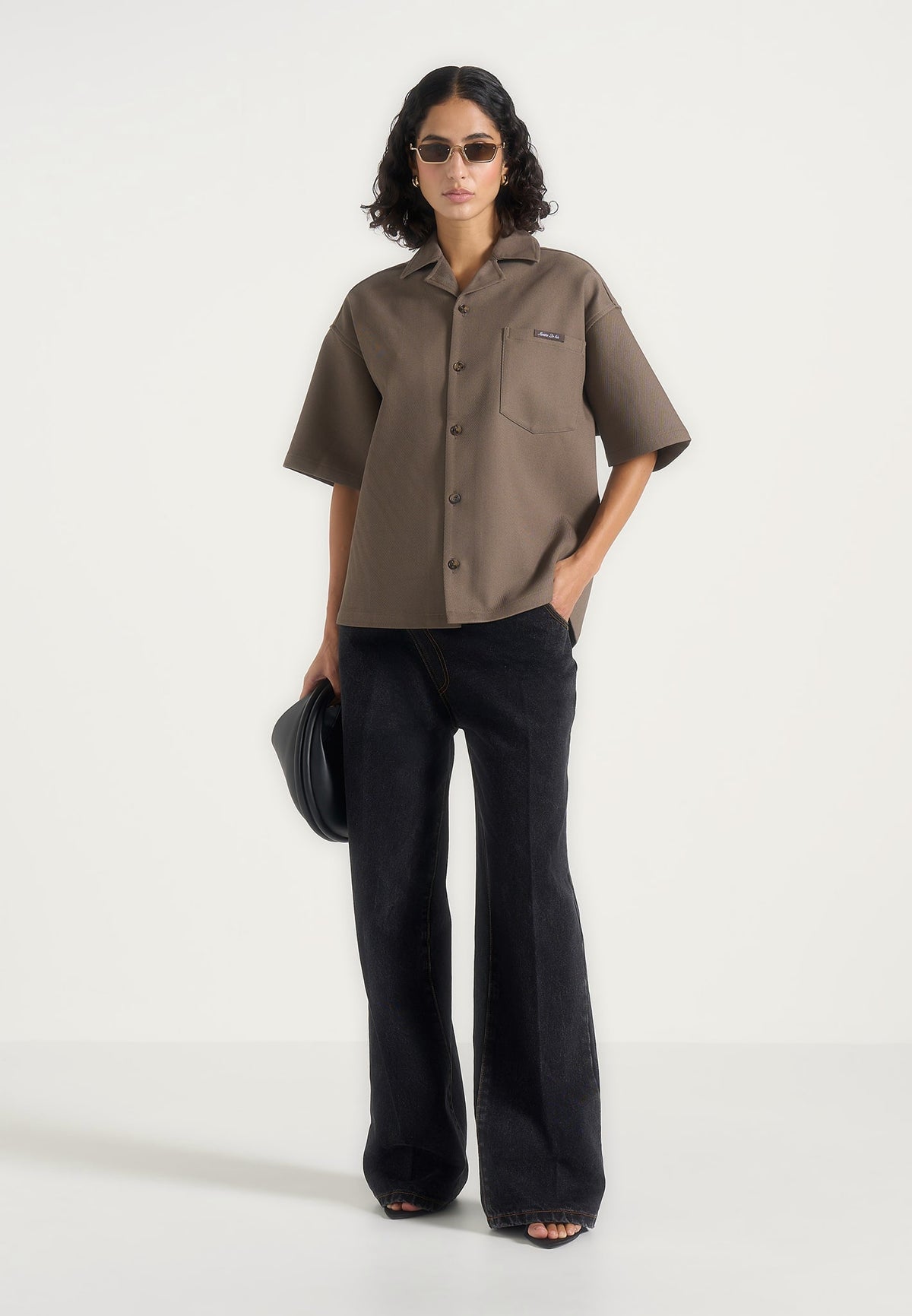 brook-unisex-signature-twill-boxy-shirt-olive