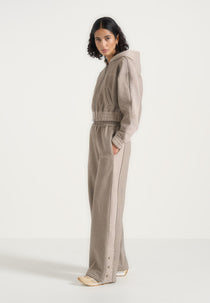Caya - Two Tone Wide Leg Popper Sweatpants - Taupe