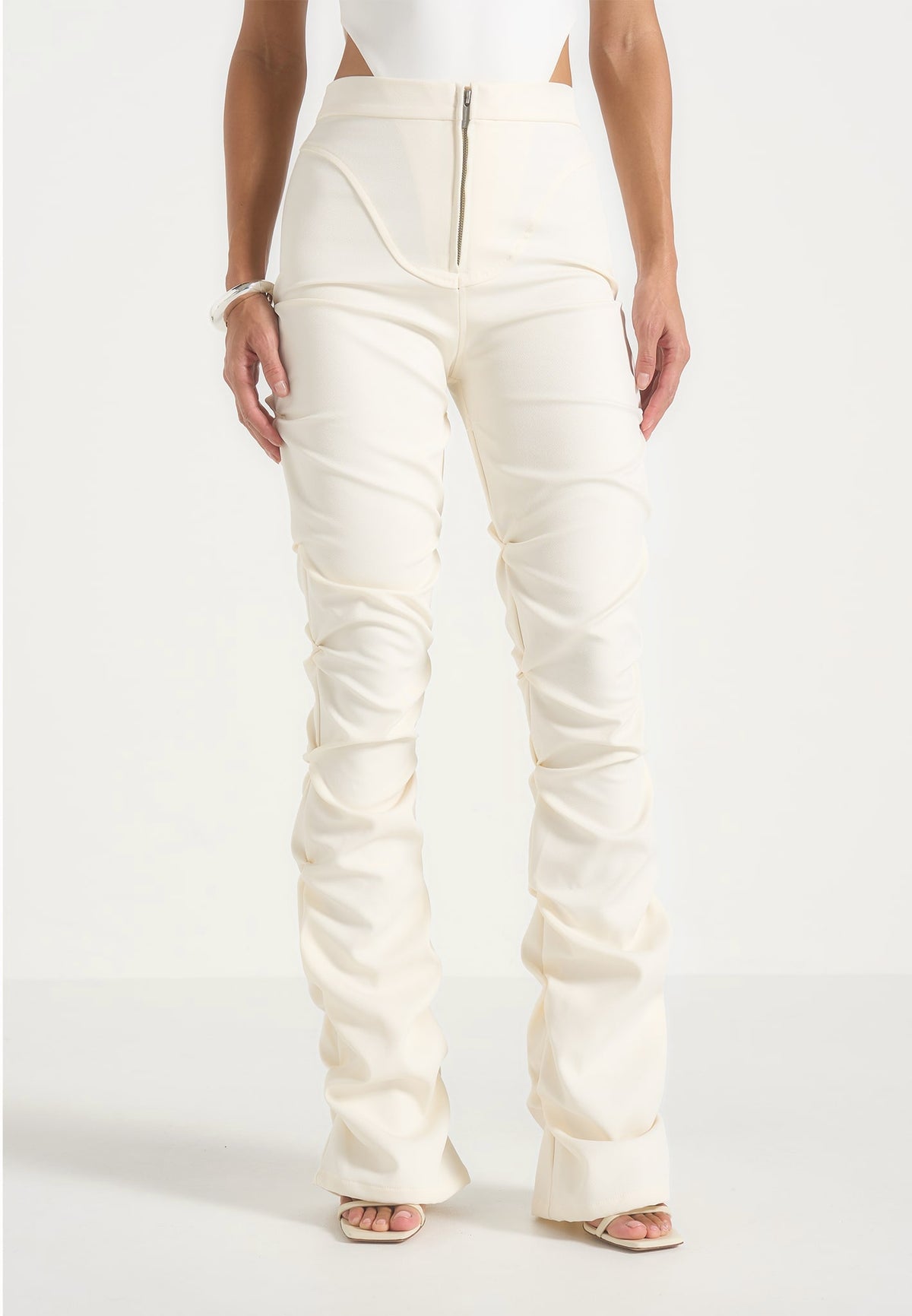 caroline-tacked-twill-fit-and-flare-trousers-white
