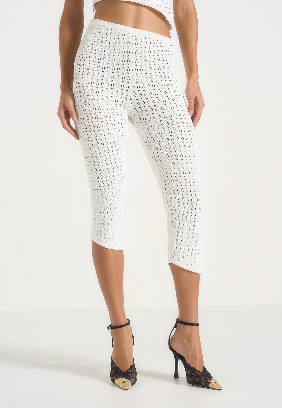 piper-pointelle-asymmetric-capri-leggings-cream