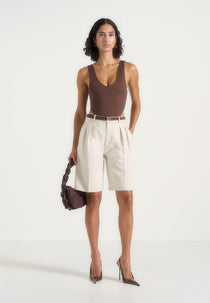 Lorette - Twin Pleat Linen Shorts - Natural