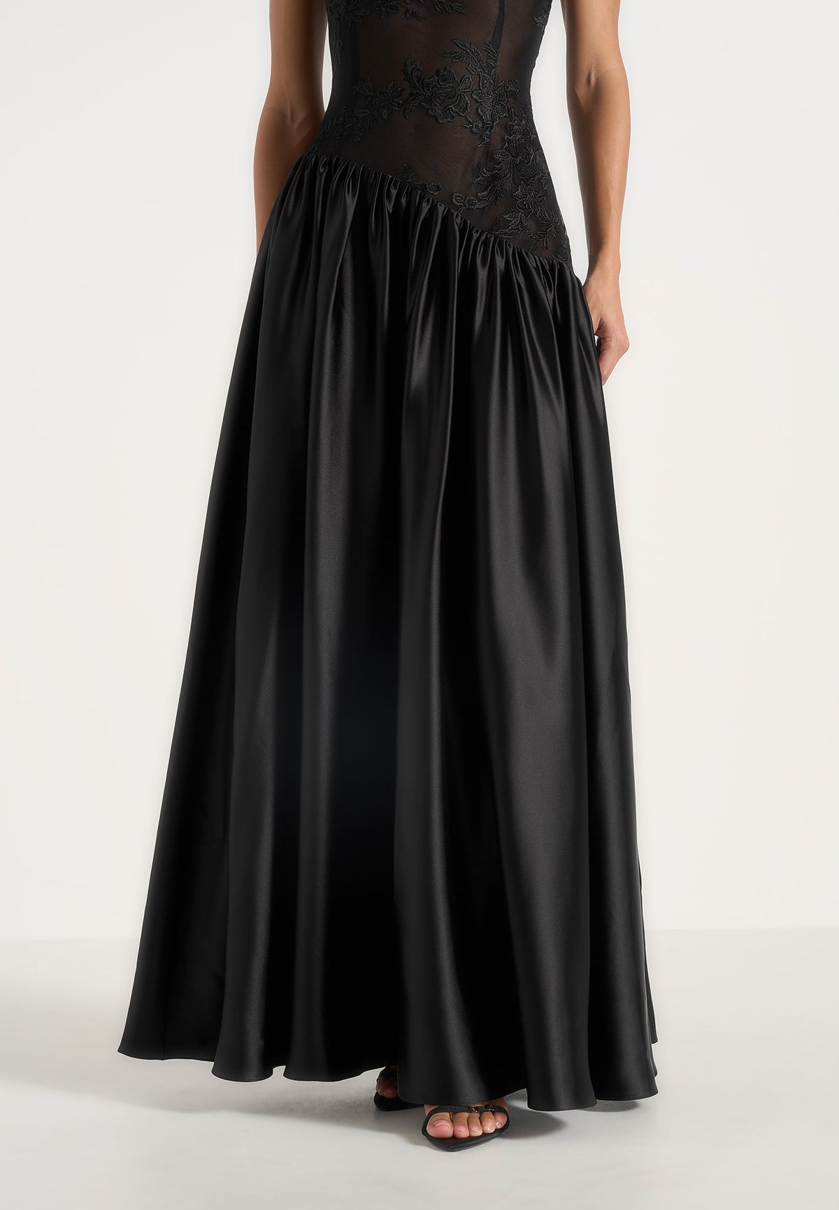 alanna-off-shoulder-fit-and-flare-maxi-dress-black