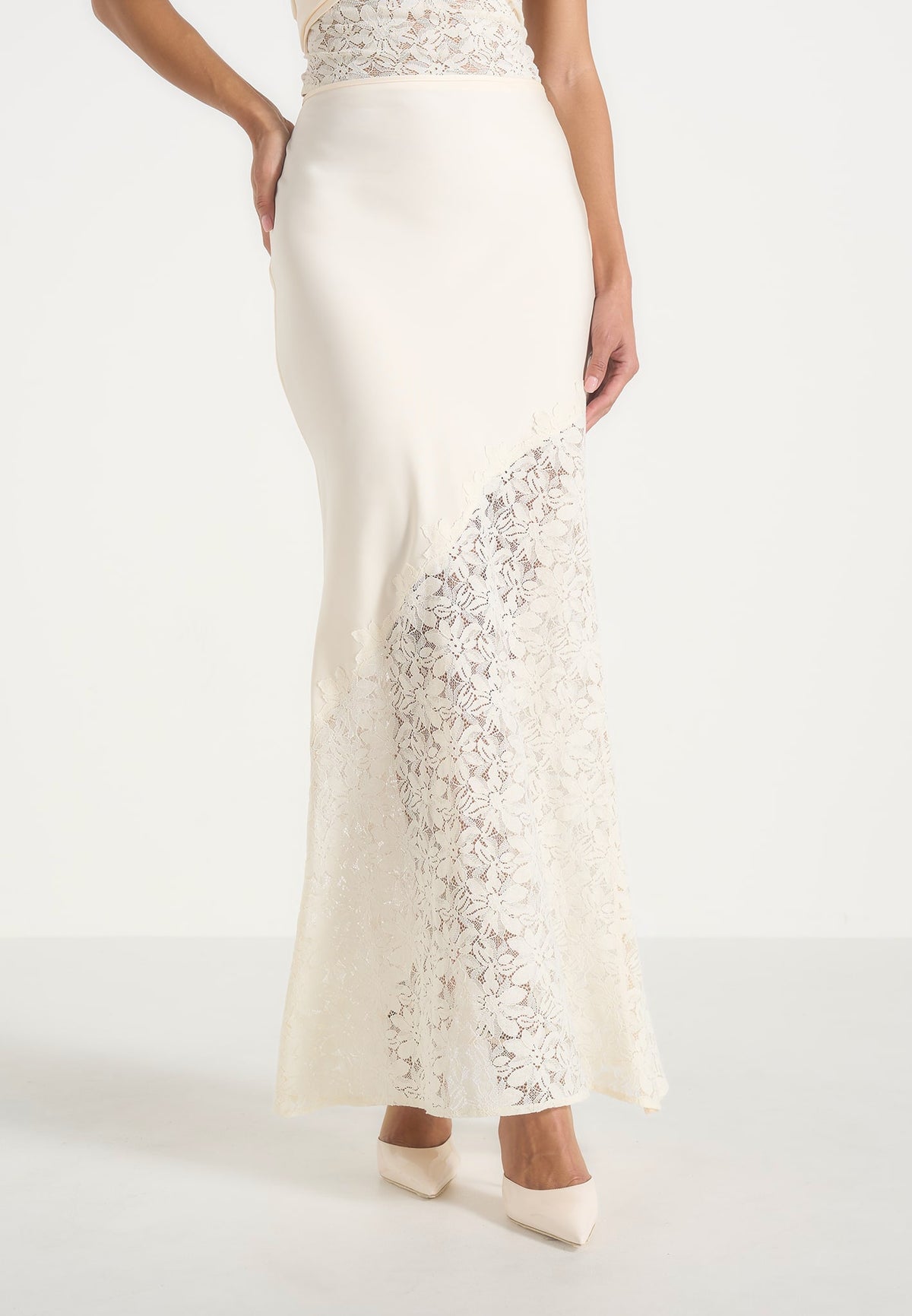 Belle - Satin and Lace Maxi Skirt - Champagne