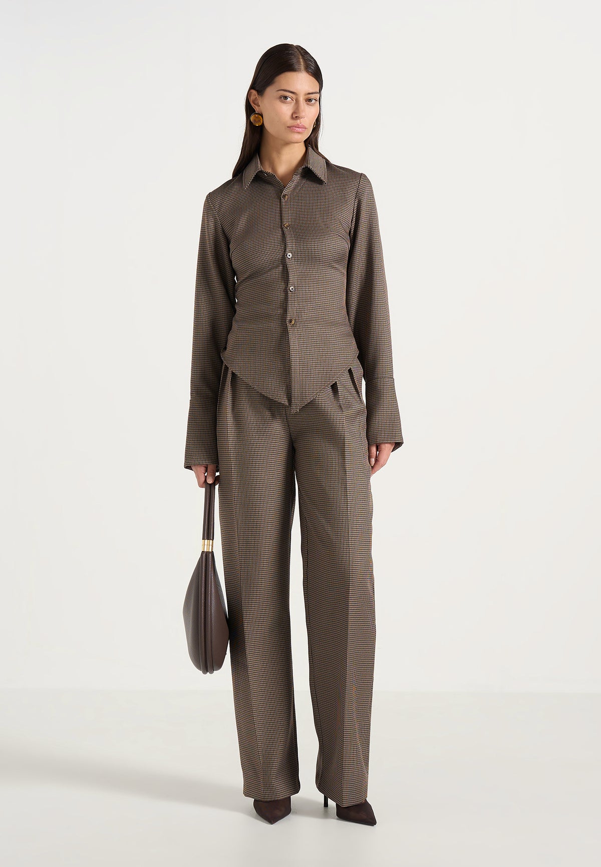 sonia-houndstooth-cinch-shirt-brown