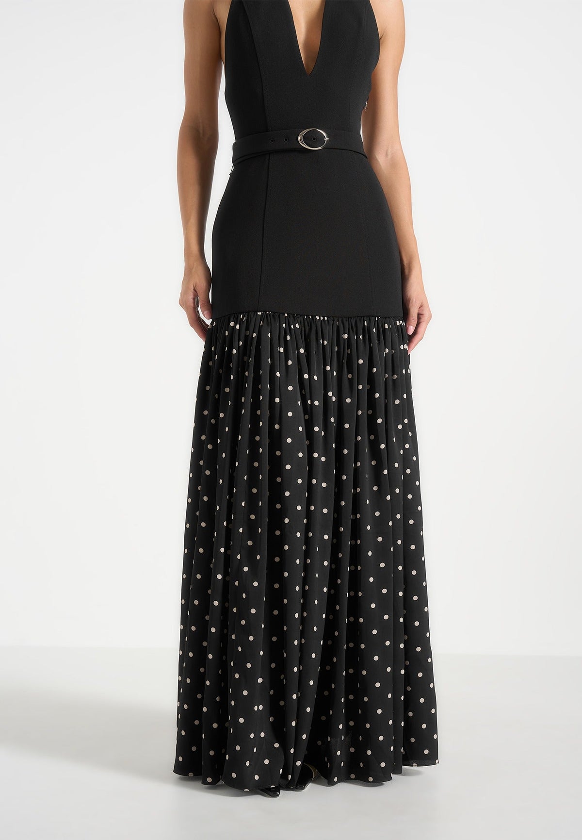 deborah-halter-maxi-dress-with-waist-detail-black-white
