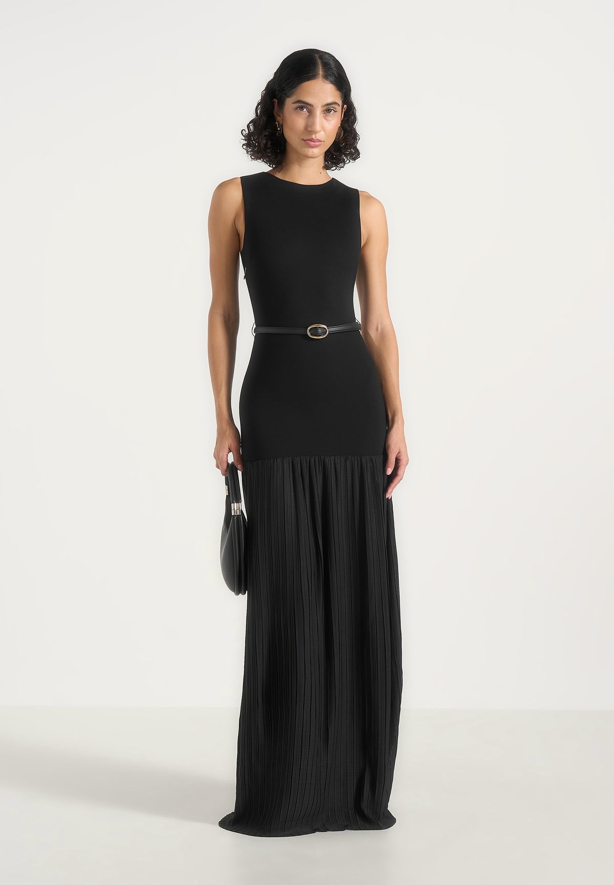 emma-crew-neck-belted-pleated-maxi-dress-black