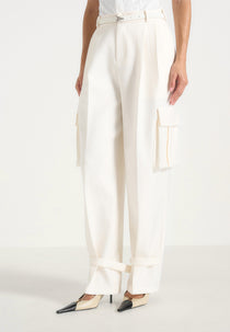 Danielle - Tailored Pleated Cargo Pants - Off White