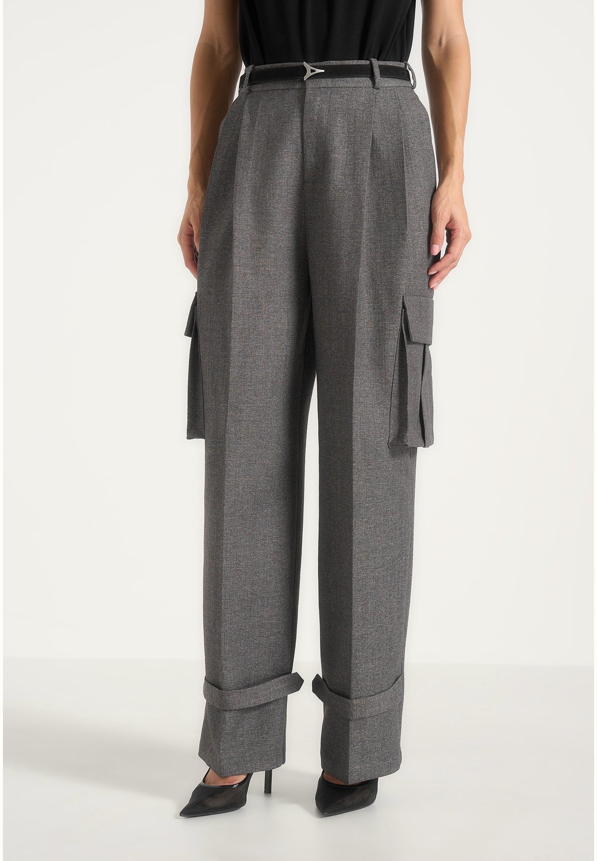 textured-tailored-pleated-cargo-trousers-grey