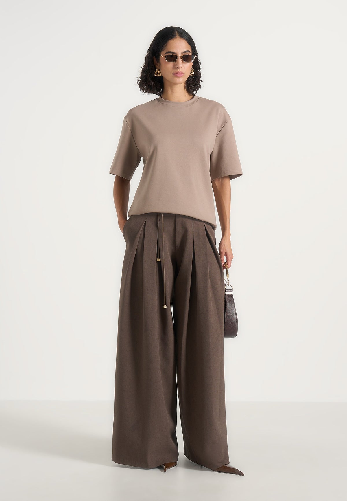 ts007-relaxed-fit-cotton-t-shirt-taupe
